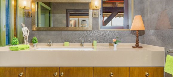 5 bedrooms Villa in Funchal, Portugal No. 127394 37