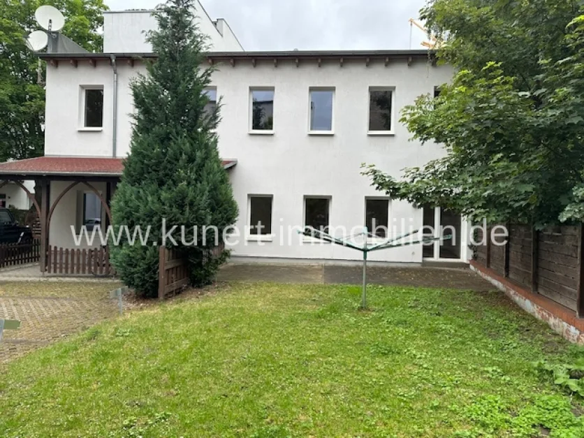 3 chambres Maison de ville à Halle, Germany No. 309503