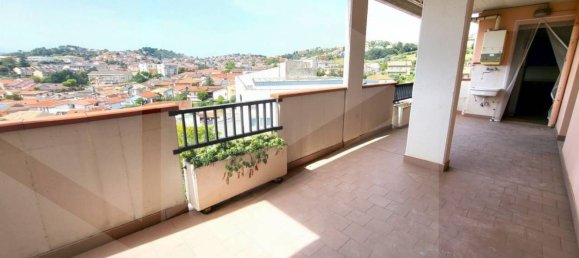 3غرفة شقة في Pescara, Italy رقم 23680 11