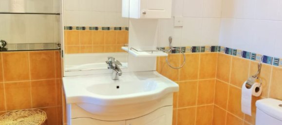 3 bedrooms Apartment in Yasamal, Azerbaijan No. 2096 8