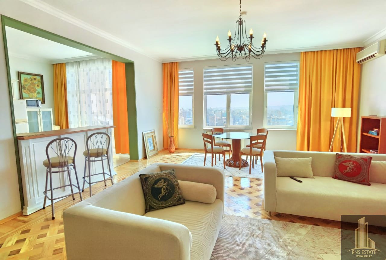 3 bedrooms Apartment in Yasamal, Azerbaijan No. 2096