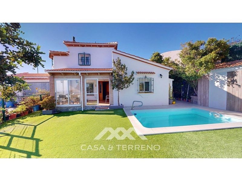 Коммерческая недвижимость с 3 спальнями в Аренас, Испания № 222780