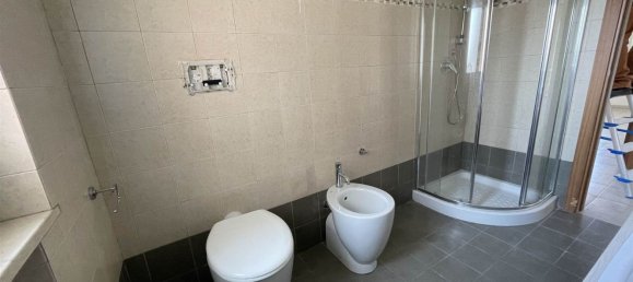 3-Zimmer Wohnung in Livorno, Italy, Nr. 221956 38