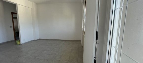 3-Zimmer Wohnung in Livorno, Italy, Nr. 221956 75