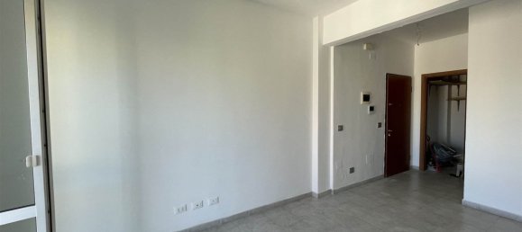 3-Zimmer Wohnung in Livorno, Italy, Nr. 221956 20