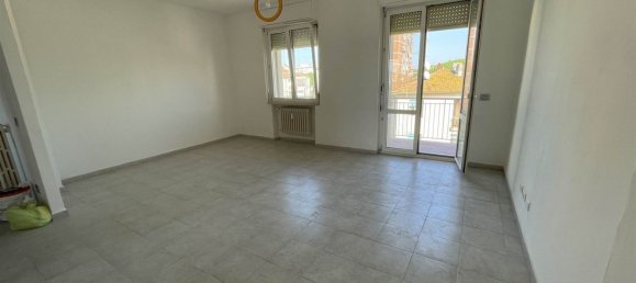 3-Zimmer Wohnung in Livorno, Italy, Nr. 221956 8
