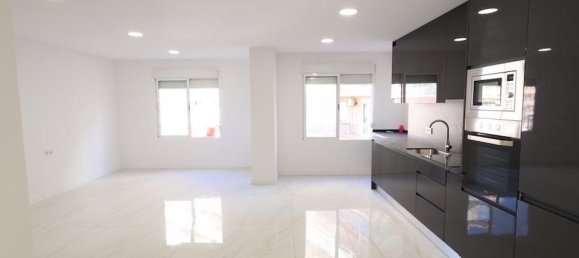 Квартира с 3 спальнями в Торревьеха, Испания № 175765 6