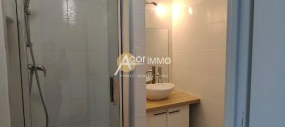 Studio in La Seyne-sur-Mer, France No. 281797 5