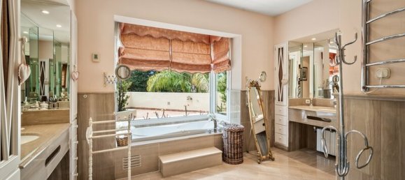 Villa de 6 dormitorios en Marbella, Spain No. 71844 15