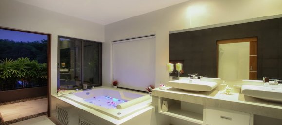 10 bedrooms Villa in Bang Tao, Thailand No. 6007 8