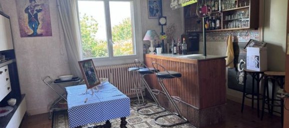 Casa de 5 dormitorios en Limoges, France No. 302993 2