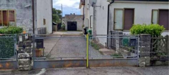 3 rooms Apartment in Stienta, Italy No. 54447 3