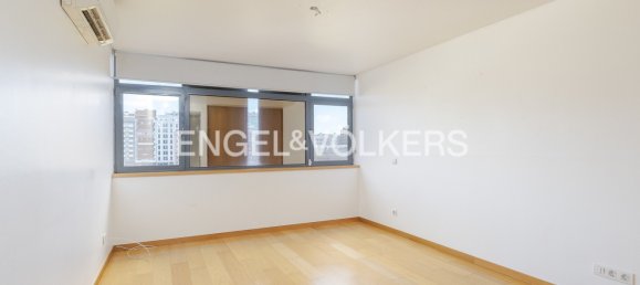 2 Schlafzimmer Wohnung in Lisbon, Portugal, Nr. 12171 18