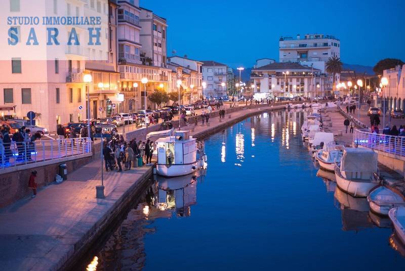 2 bedrooms Apartment in Viareggio, Italy No. 42914