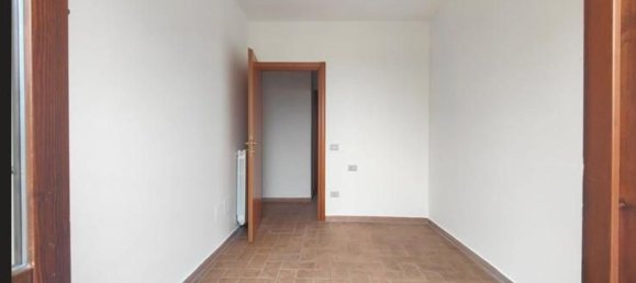 Apartamento de 4 divisões em Santa Croce sull'Arno, Italy N.º 76599 12