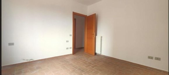 Apartamento de 4 divisões em Santa Croce sull'Arno, Italy N.º 76599 11