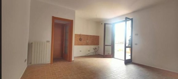 Apartamento de 4 divisões em Santa Croce sull'Arno, Italy N.º 76599 2