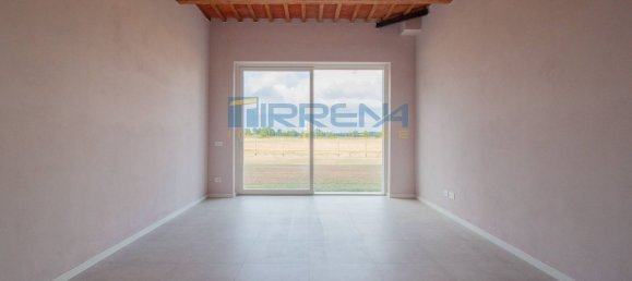 Casa de 9 habitaciónes en Pisa, Italy No. 112913 15