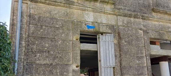 2 rooms House in Saint-Yzan-de-Soudiac, France No. 97631 13