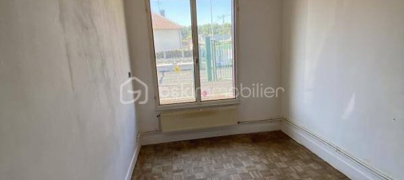 2 Schlafzimmer Haus in Paillart, France, Nr. 253003 7