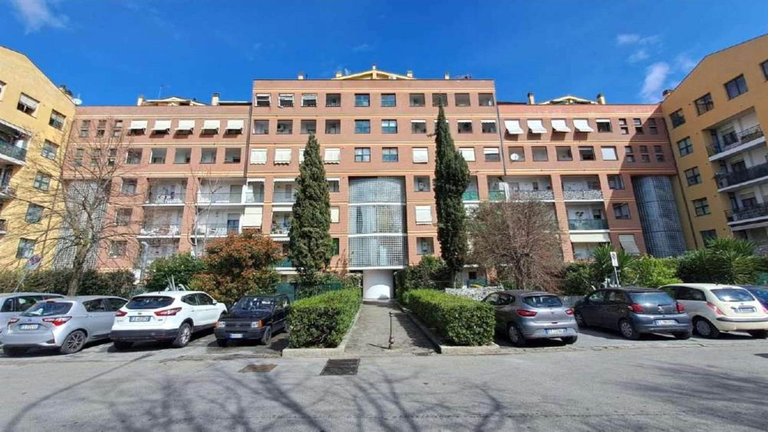 3 chambres Appartement à Prato, Italy No. 321223