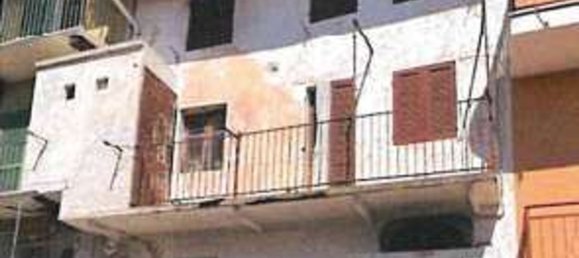 8 bedrooms Apartment in Valdilana, Italy No. 348319 3