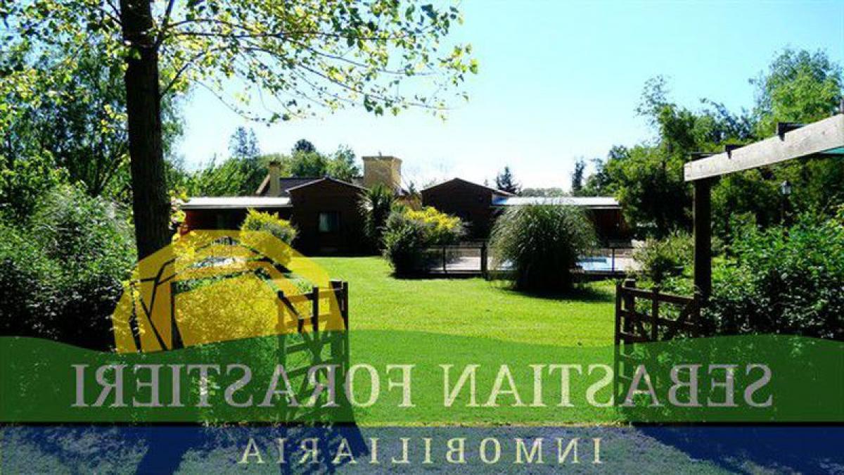 Granja en Lobos, Argentina No. 49226