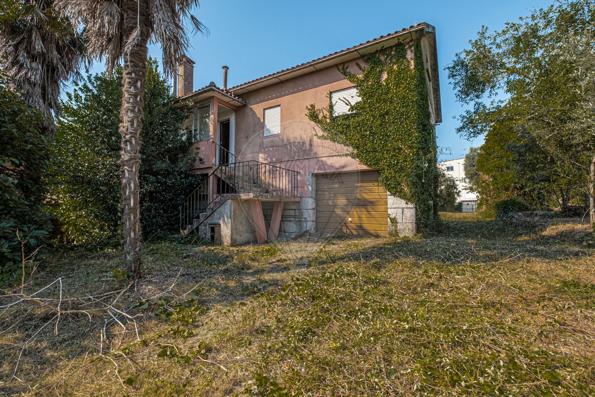 3 bedrooms House in Campo de Besteiros, Portugal No. 171450