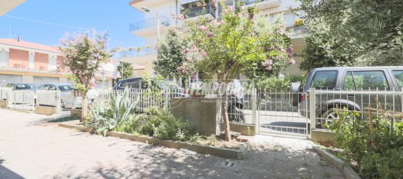 2 bedrooms Apartment in Rimini, Italy No. 298123 11