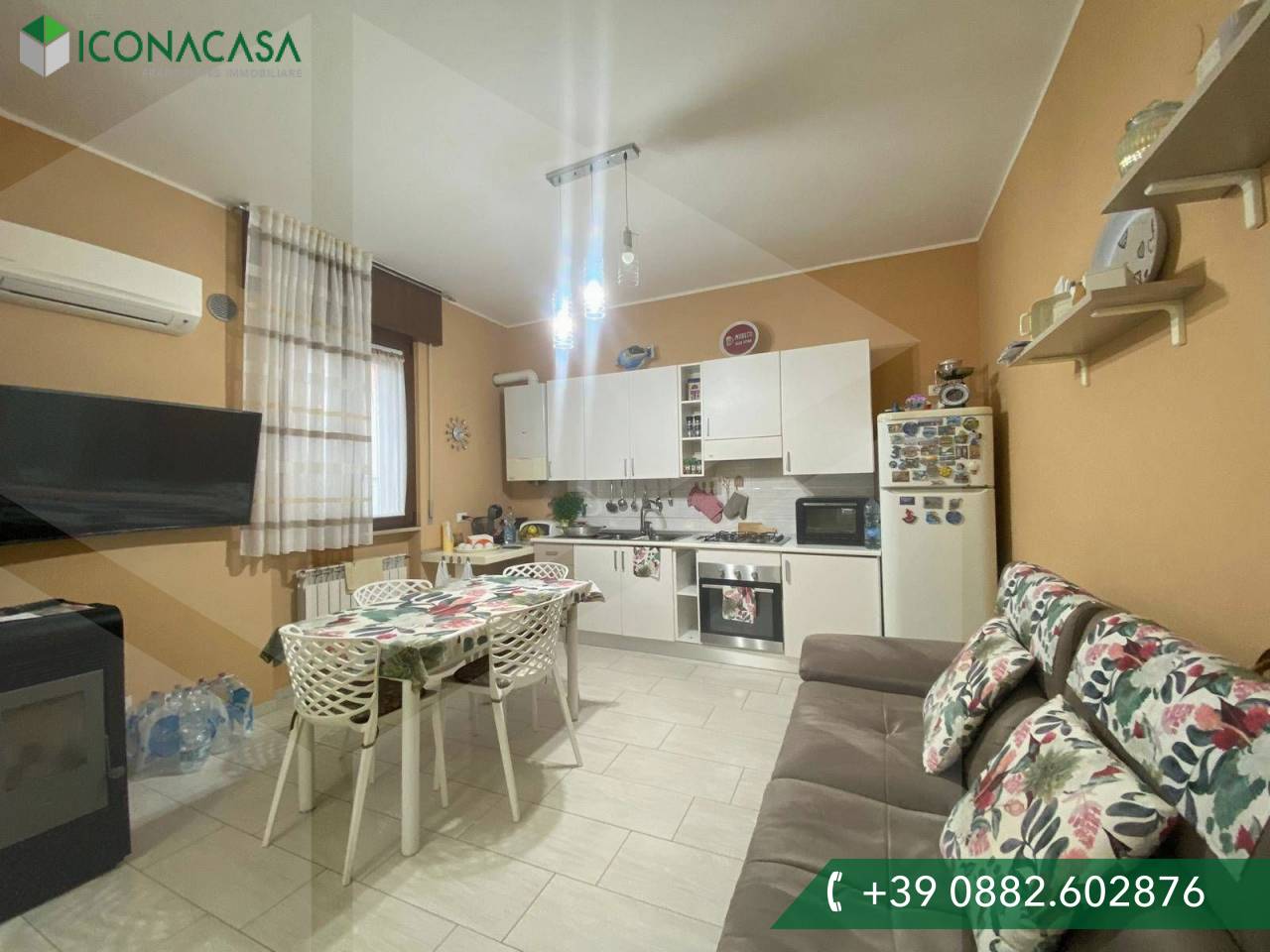 Дом с 5 комнатами в Торремаджоре, Италия № 18786