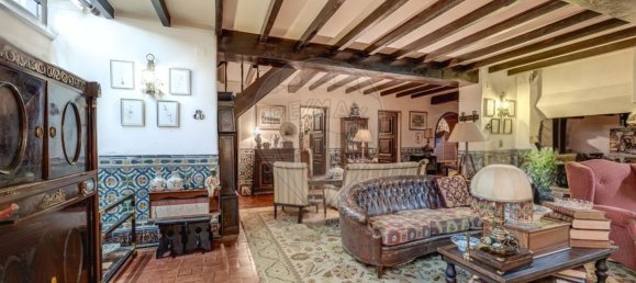 7 bedrooms House in Lisbon, Portugal No. 56011 24