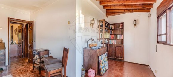 7 bedrooms House in Lisbon, Portugal No. 56011 12