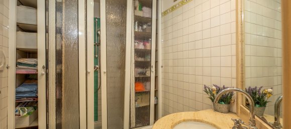 3 bedrooms Apartment in Rome, Italy No. 335206 14