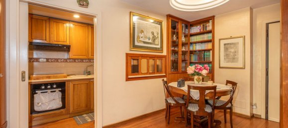 3 bedrooms Apartment in Rome, Italy No. 335206 8