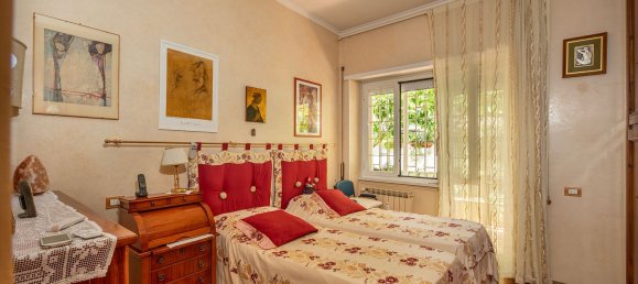 3 bedrooms Apartment in Rome, Italy No. 335206 10
