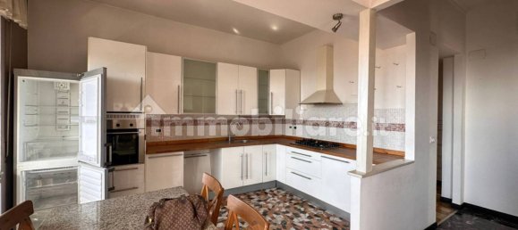 3 bedrooms Apartment in Genoa, Italy No. 352424 8