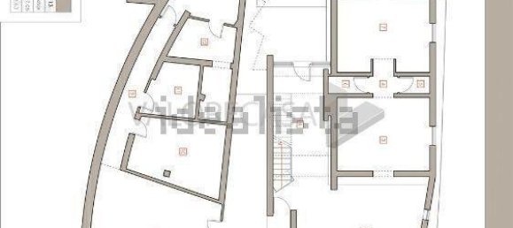 4 bedrooms Villa in Carrara, Italy No. 48119 3