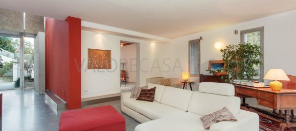 4 bedrooms Villa in Carrara, Italy No. 48119 16