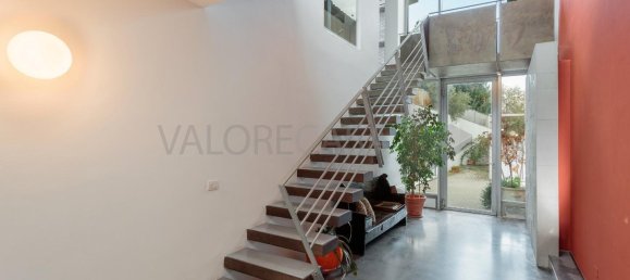 4 bedrooms Villa in Carrara, Italy No. 48119 11