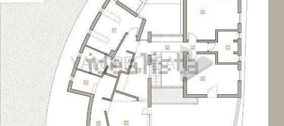 4 bedrooms Villa in Carrara, Italy No. 48119 2