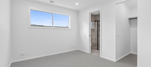 4 bedrooms House in Werribee, Australia No. 351 28