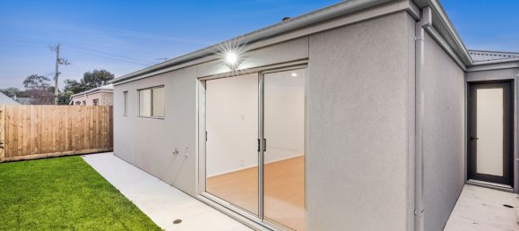 4 bedrooms House in Werribee, Australia No. 351 17