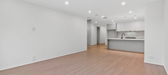 4 bedrooms House in Werribee, Australia No. 351 14