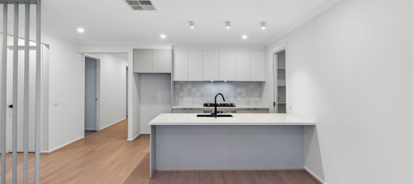 4 bedrooms House in Werribee, Australia No. 351 7