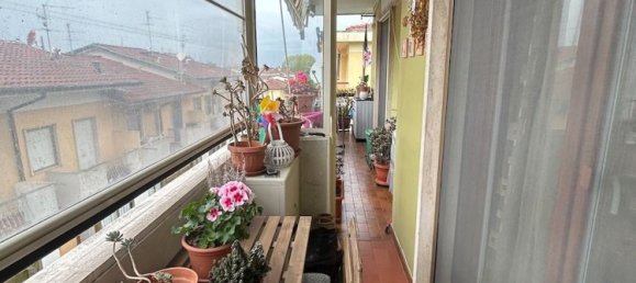 3 bedrooms Apartment in Viareggio, Italy No. 327339 6