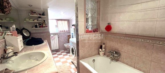 3-Zimmer Wohnung in Rome, Italy, Nr. 139703 7