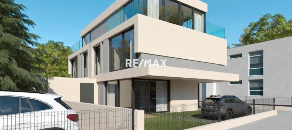 406m² Land in Schwechat, Austria No. 165627 2