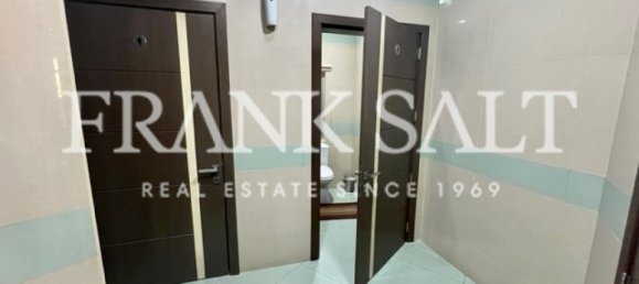 260m² Office in Qormi, Malta No. 12367 25