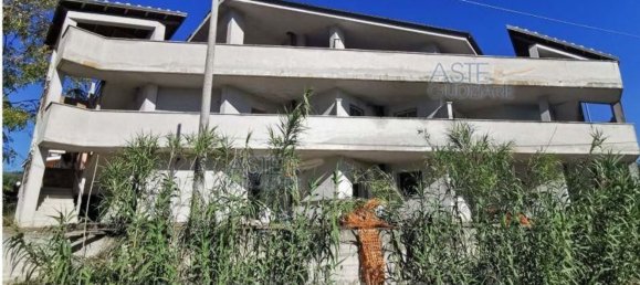 Casa de 11 habitaciónes en Orte, Italy No. 203961 26