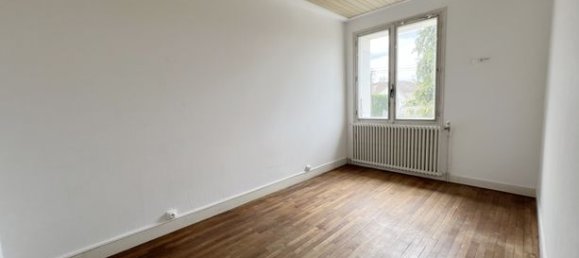 Casa de 4 dormitorios en Buxerolles, France No. 312057 6